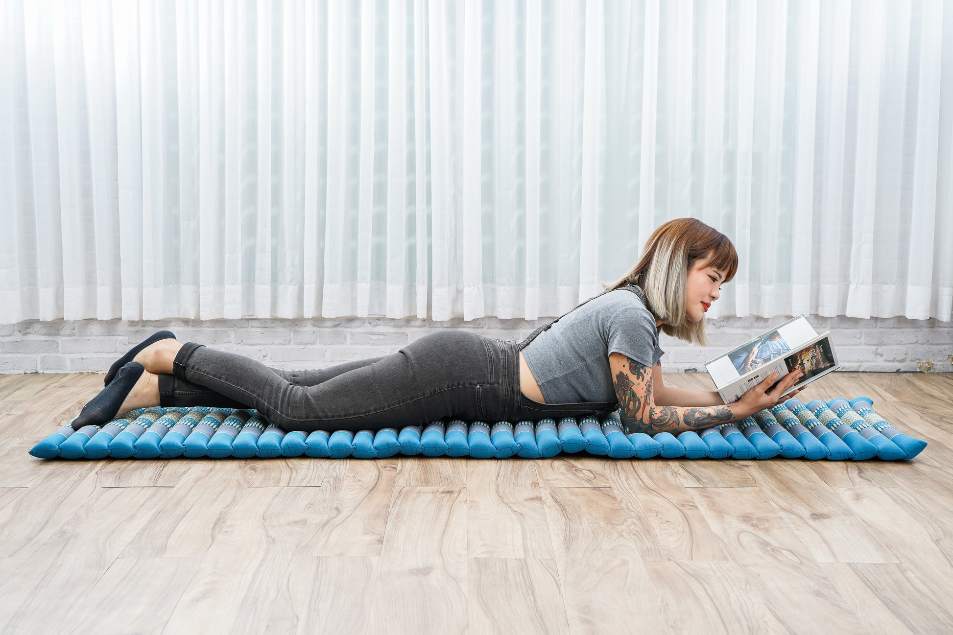 Kapok Roll-Up Mattress – Foldable Sleeping & Relax Mat with Cotton Cover for Home & Outdoor Use, Sf22 - Blue