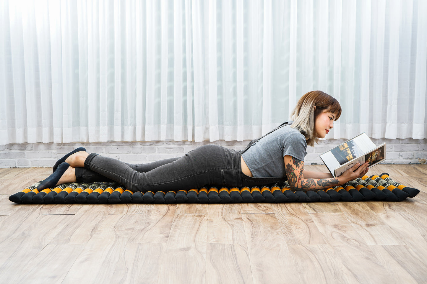 Kapok Roll-Up Mattress – Foldable Sleeping & Relax Mat with Cotton Cover for Home & Outdoor Use, Sf03 - Black, Orange