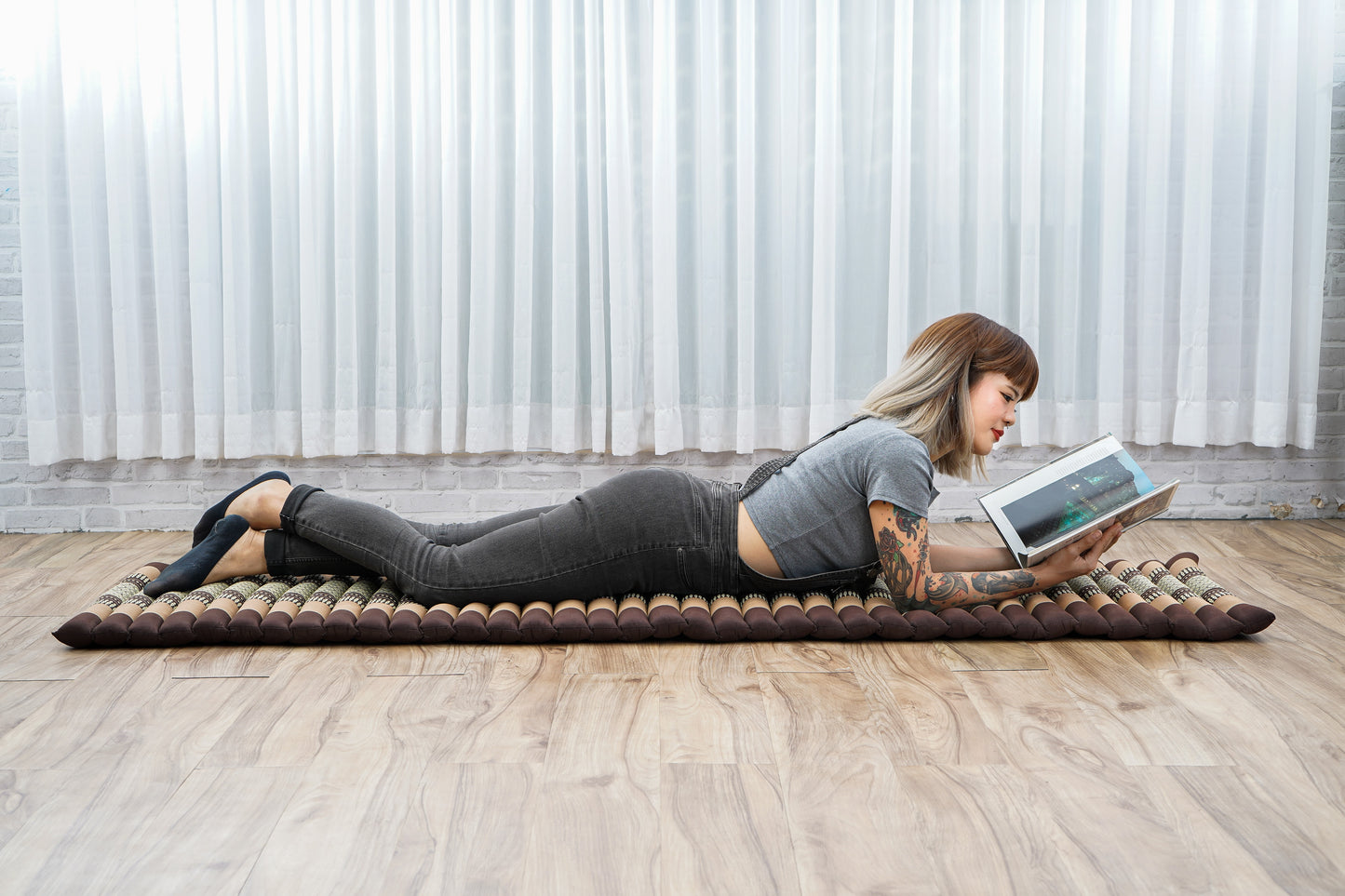 Kapok Roll-Up Mattress – Foldable Sleeping & Relax Mat with Cotton Cover for Home & Outdoor Use, Sf10 - Brown