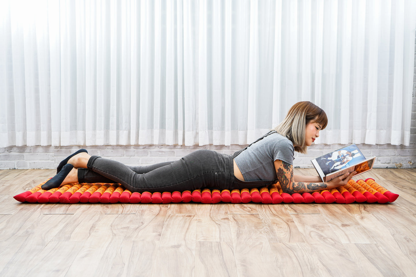 Kapok Roll-Up Mattress – Foldable Sleeping & Relax Mat with Cotton Cover for Home & Outdoor Use, Sf02 - Orange