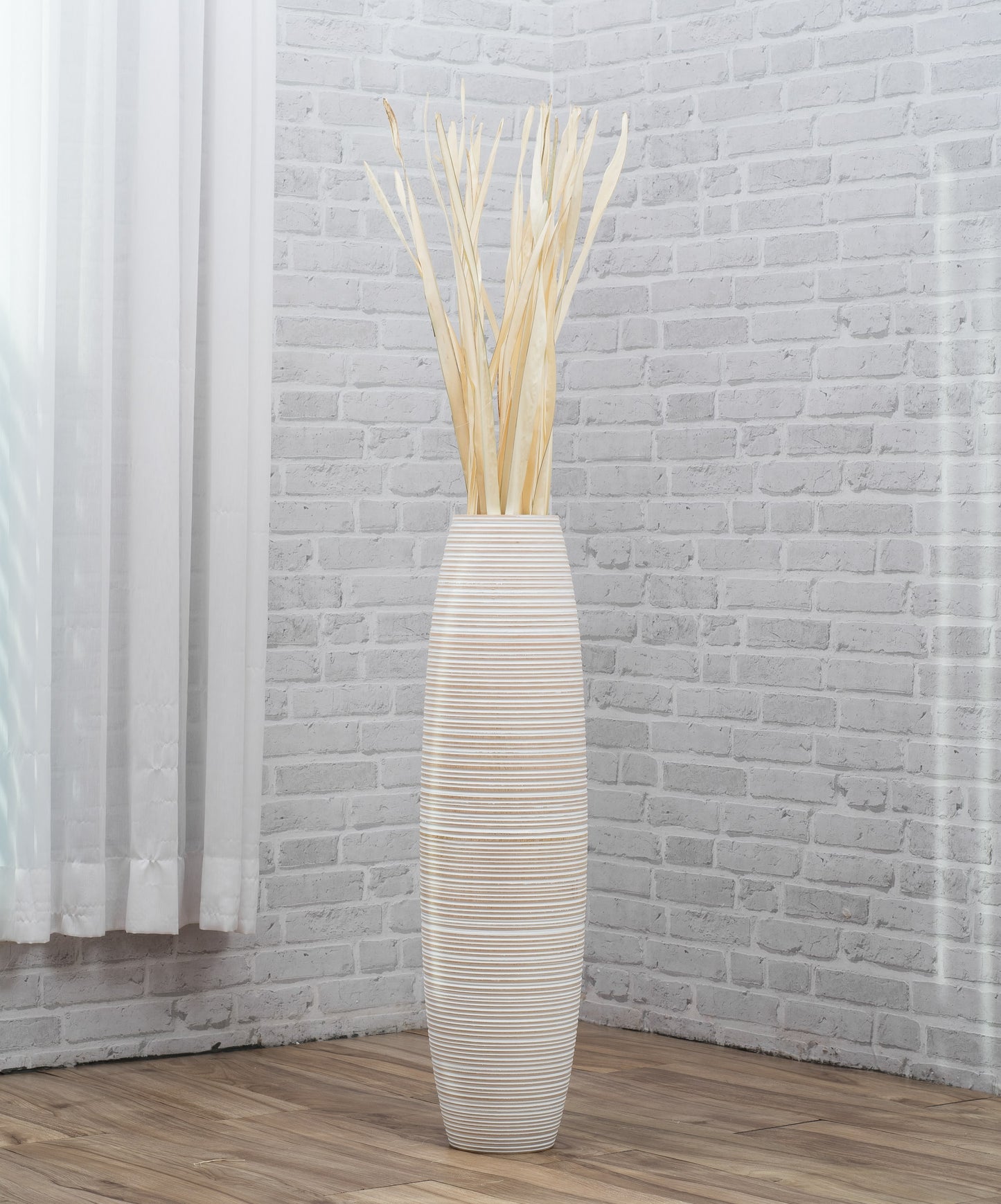 Large Mango Wood Floor Vase – Handcrafted Decorative Highlight from Thailand, 65 cm