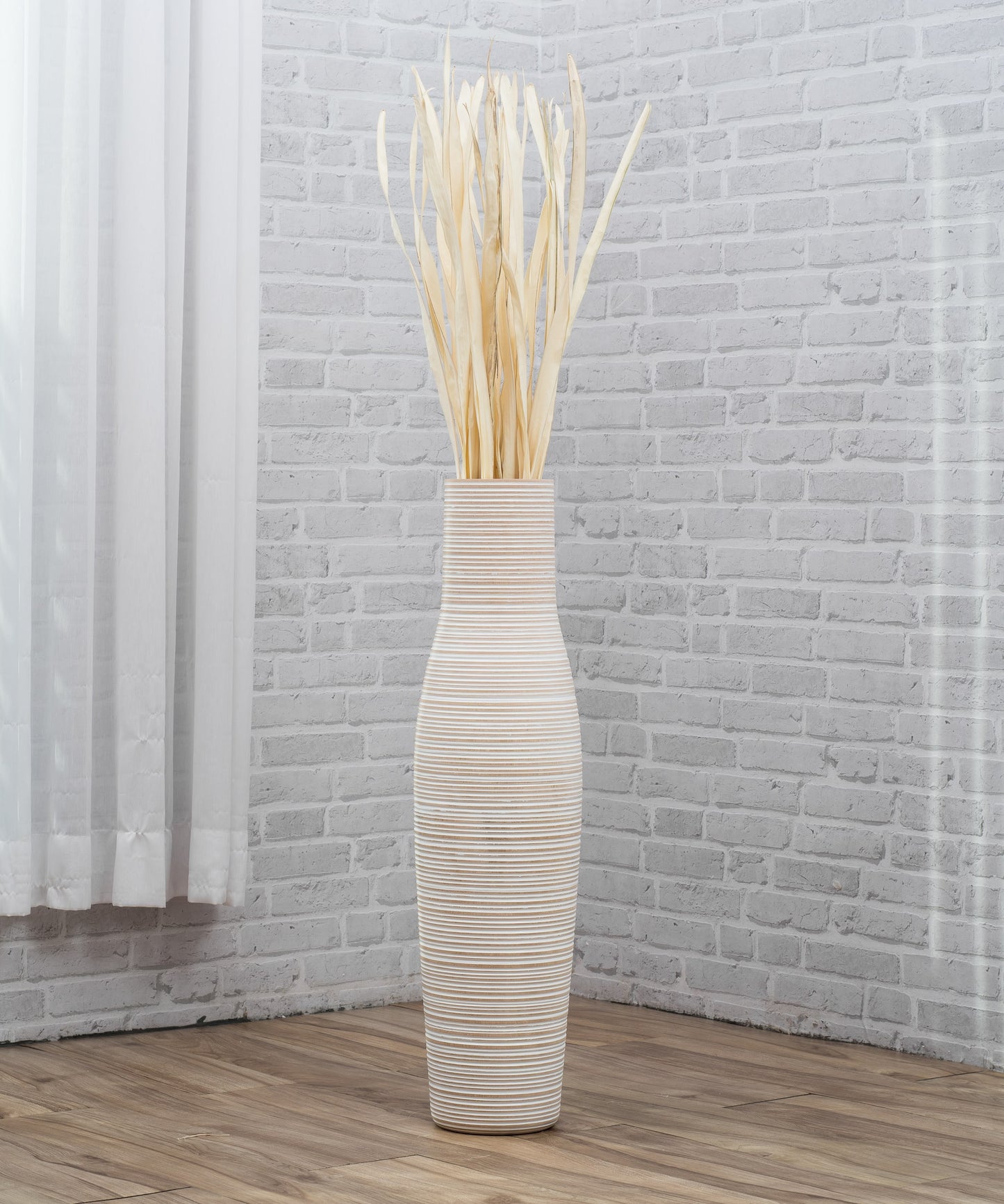 Large Mango Wood Floor Vase – Handcrafted Decorative Highlight from Thailand, 65 cm