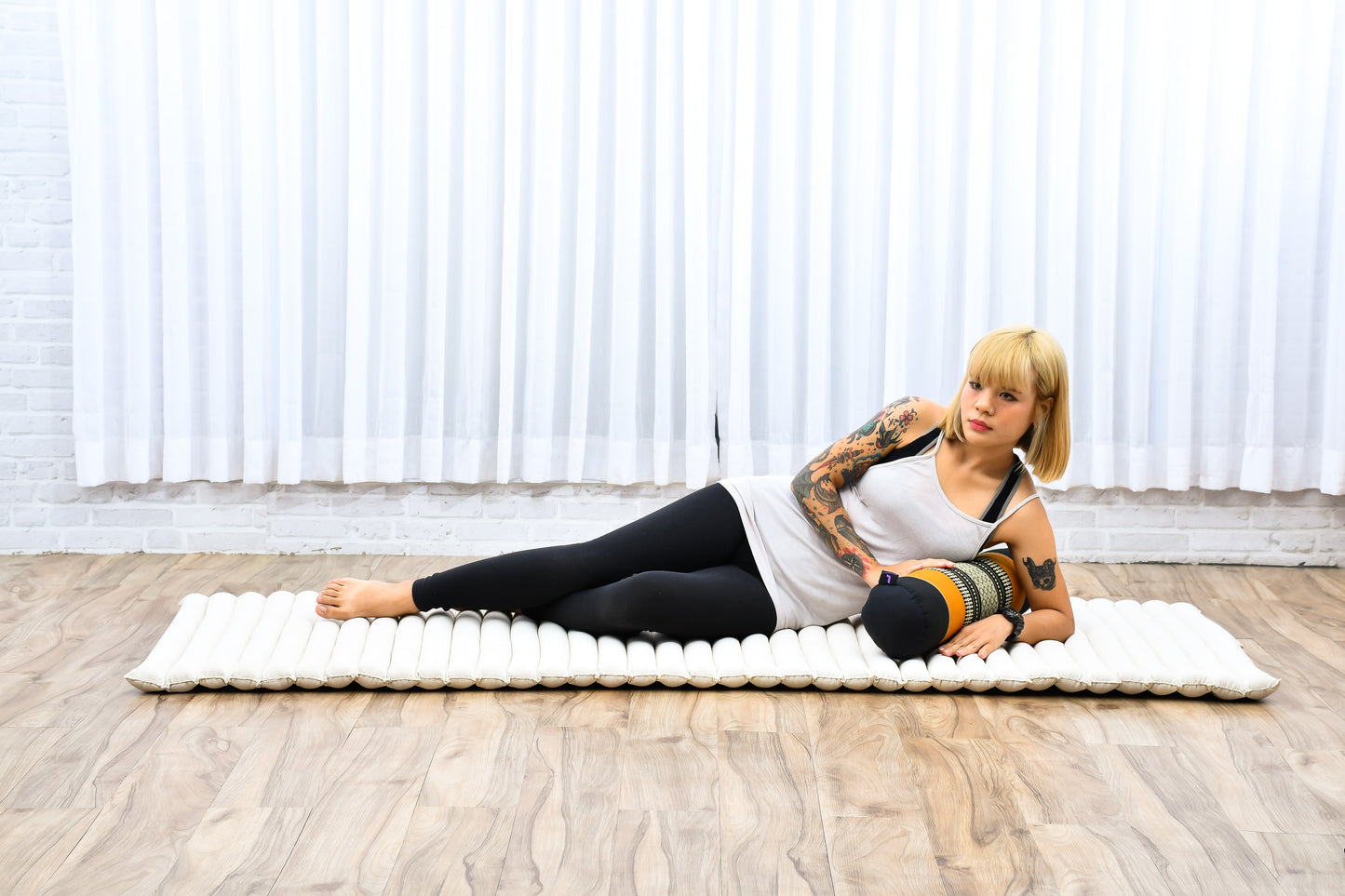 Yoga Roll Cushion – Compact Kapok Bolster & Meditation Pillow with Cotton Cover, Sf03 - Black, Orange