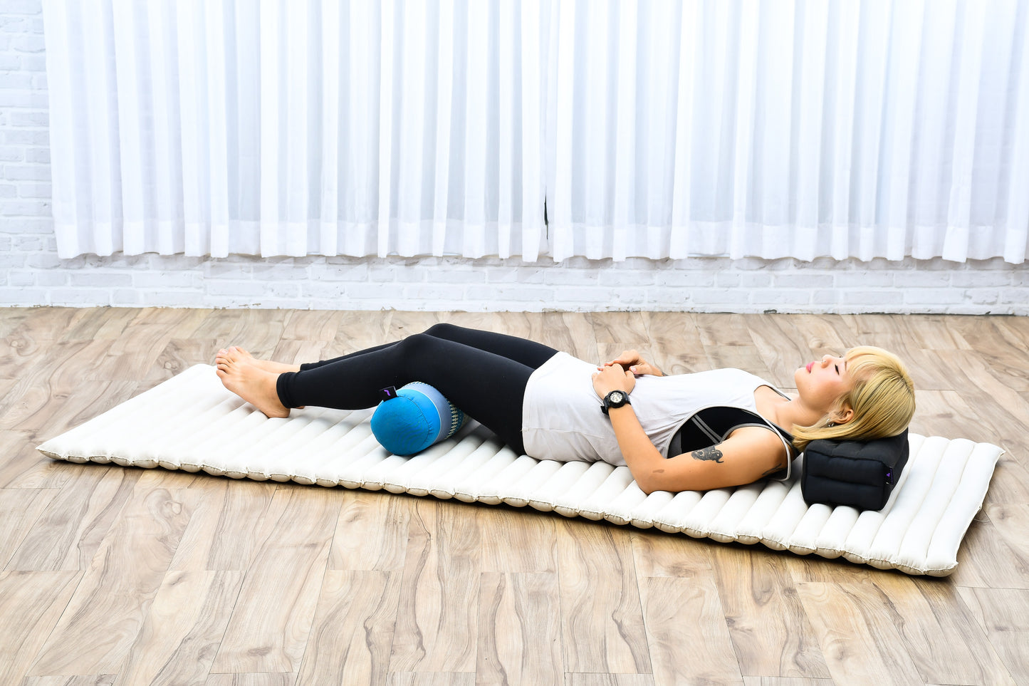 Yoga Roll Cushion – Compact Kapok Bolster & Meditation Pillow with Cotton Cover, Sf22 - Blue