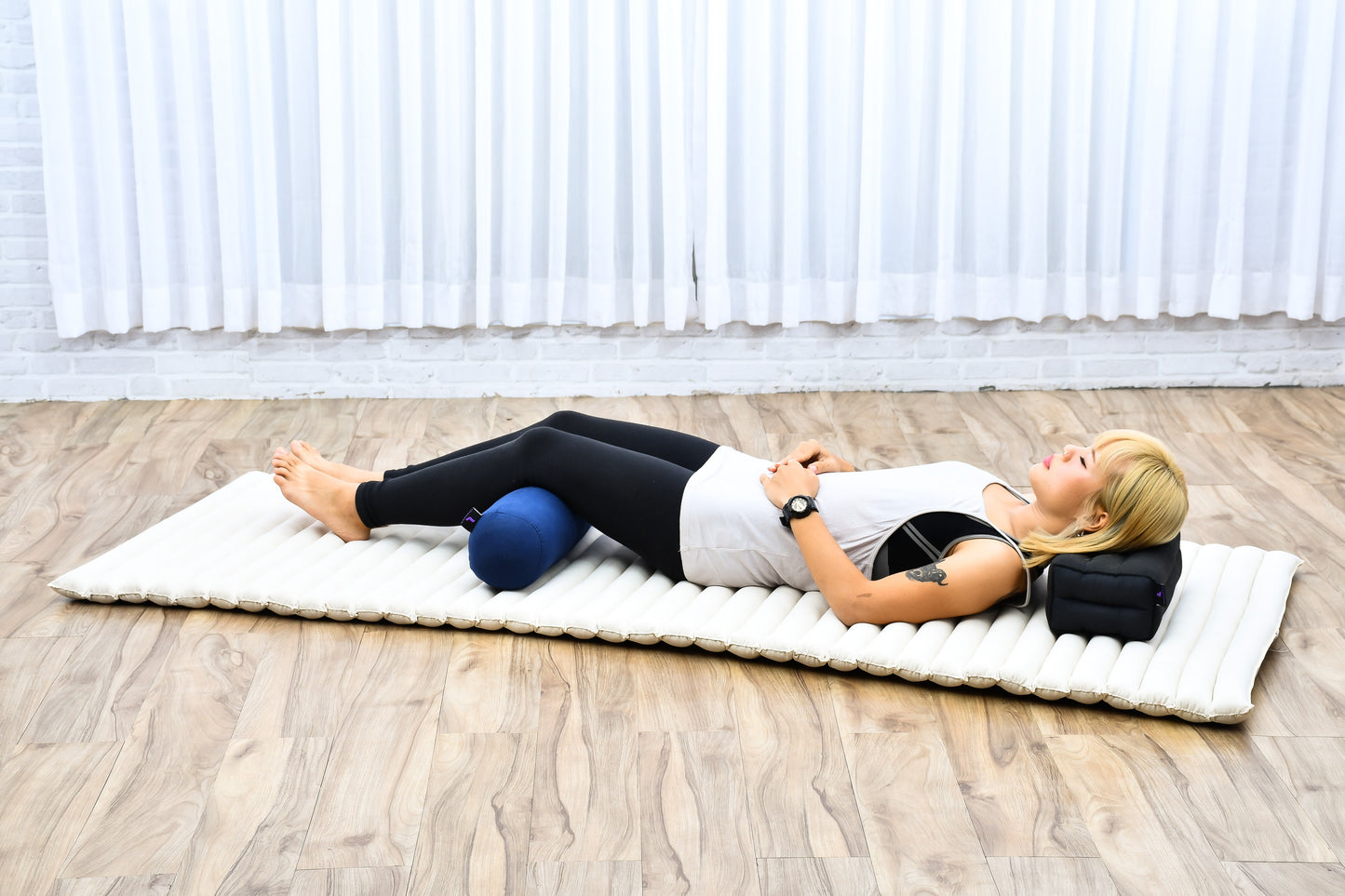 Yoga Roll Cushion – Compact Kapok Bolster & Meditation Pillow with Cotton Cover, Cl44 - blue
