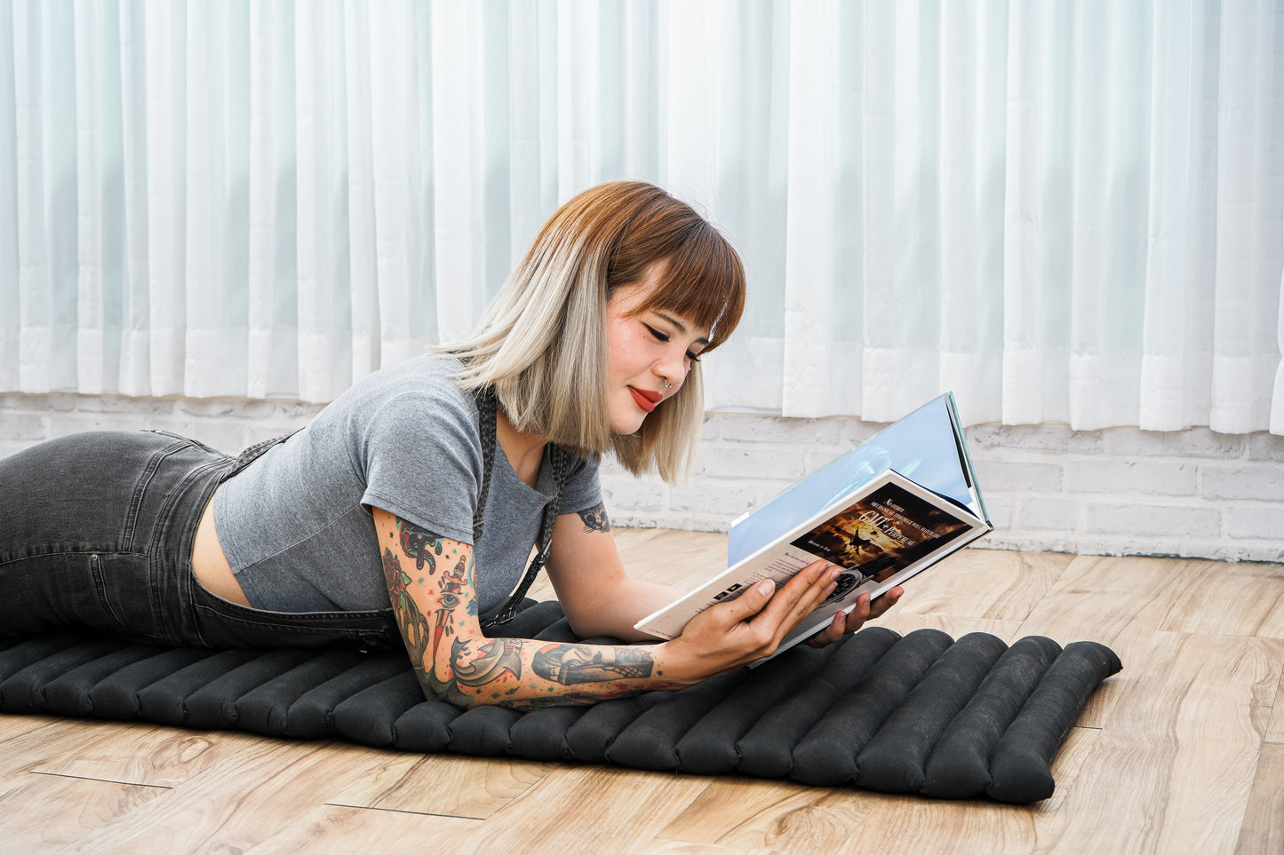 Kapok Roll-Up Mattress – Foldable Sleeping & Relax Mat with Cotton Cover for Home & Outdoor Use, Cl02 - Black