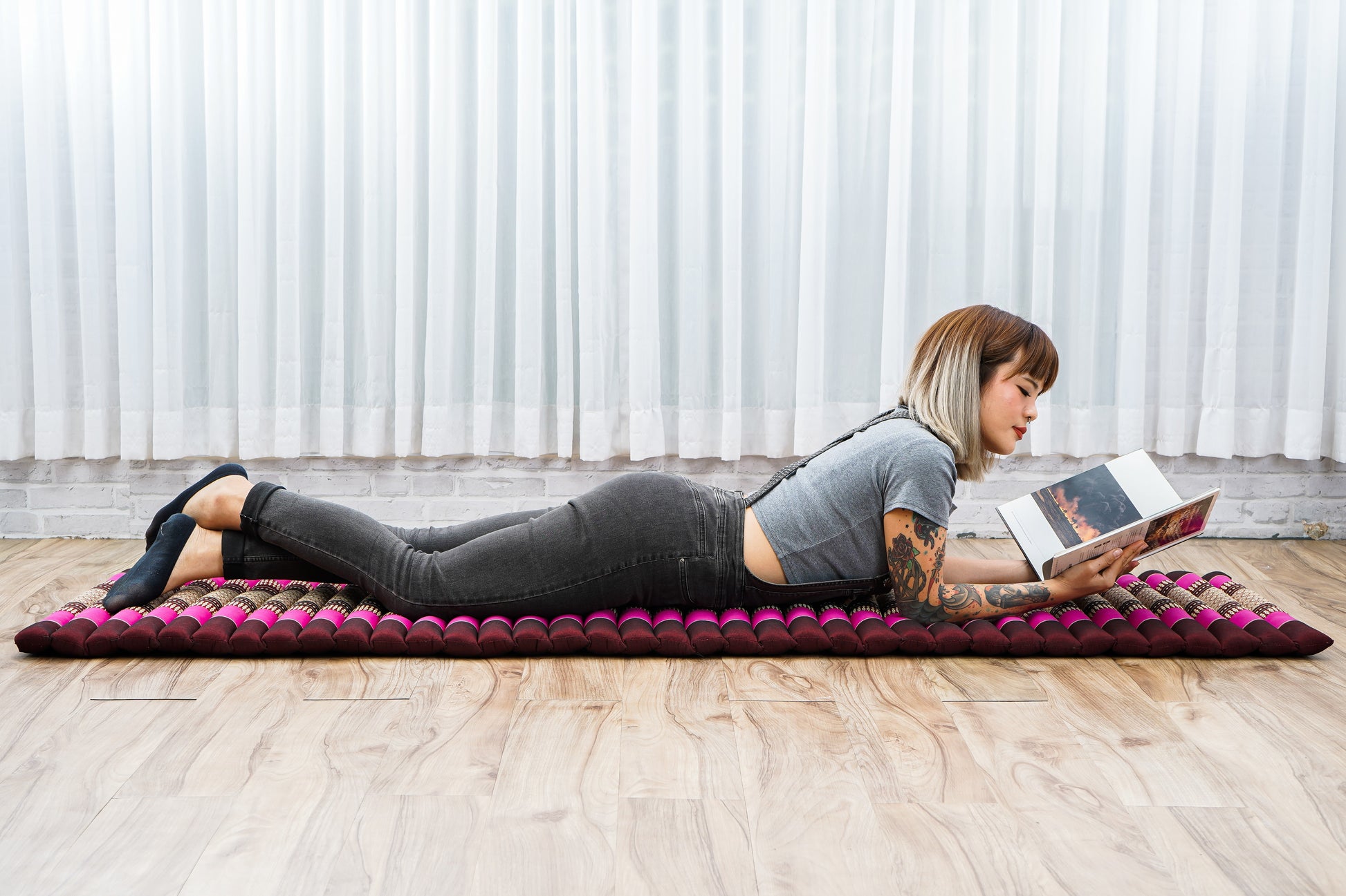 Kapok Roll-Up Mattress – Foldable Sleeping & Relax Mat with Cotton Cover for Home & Outdoor Use, Sf29 - Auburn, Pink