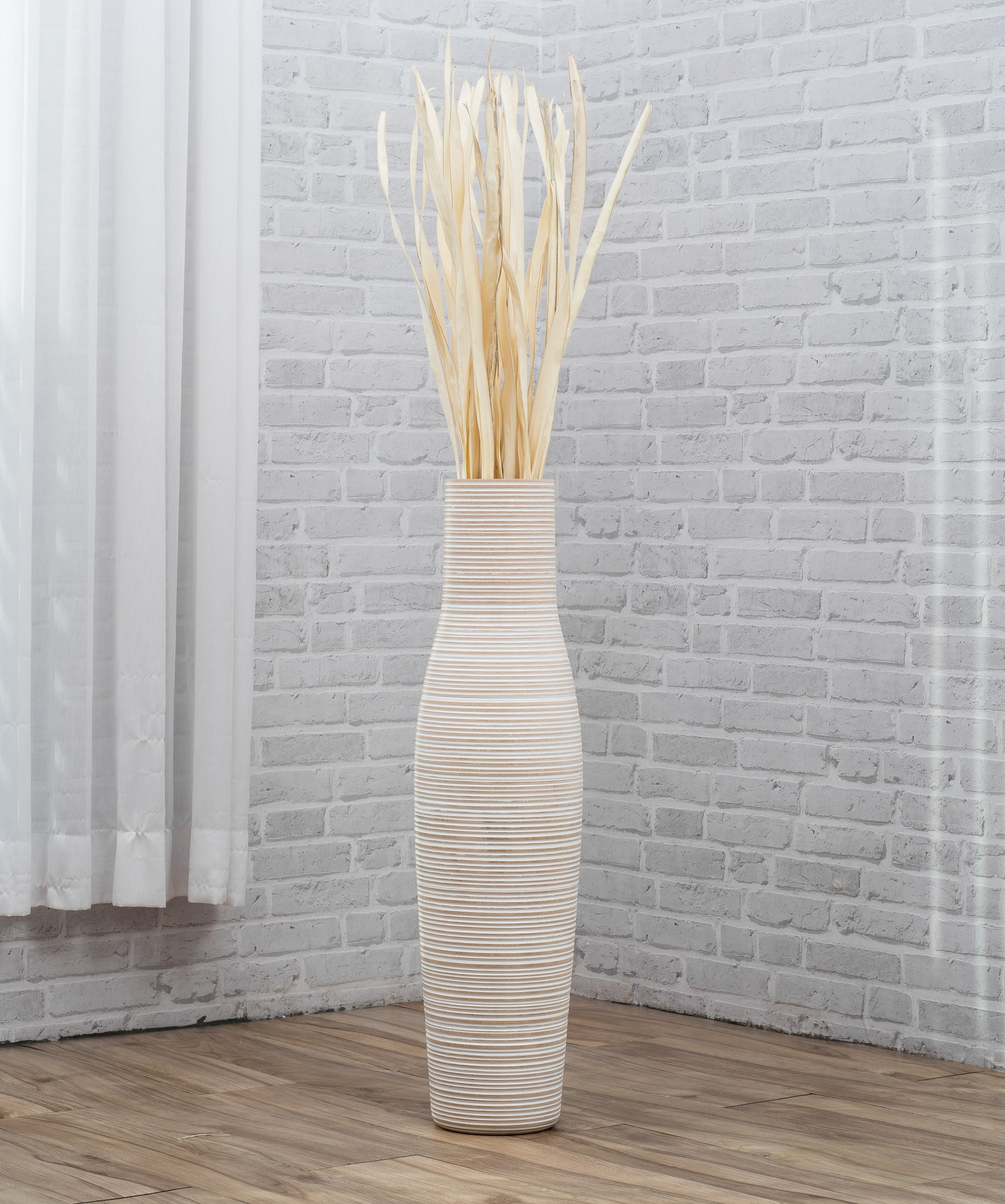 Large Mango Wood Floor Vase – Handcrafted Decorative Highlight from Thailand, 65 cm