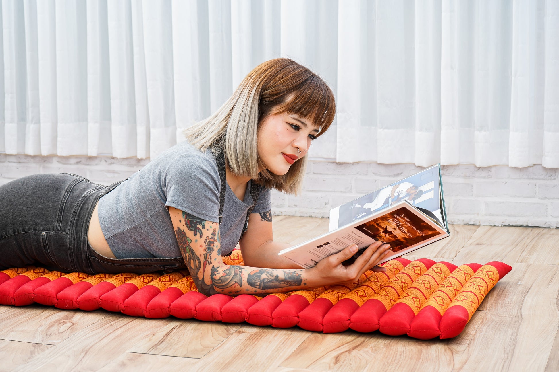 Kapok Roll-Up Mattress – Foldable Sleeping & Relax Mat with Cotton Cover for Home & Outdoor Use, Sf02 - Orange