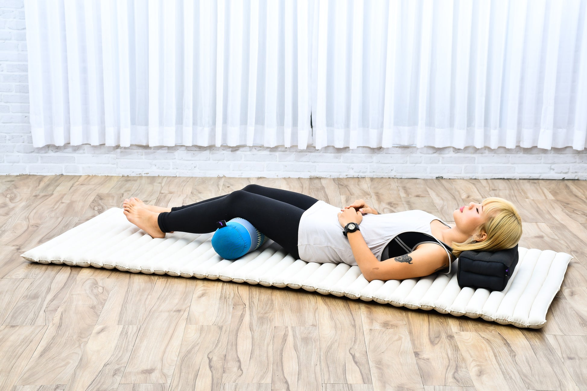 Yoga Roll Cushion – Compact Kapok Bolster & Meditation Pillow with Cotton Cover, Sf22 - Blue