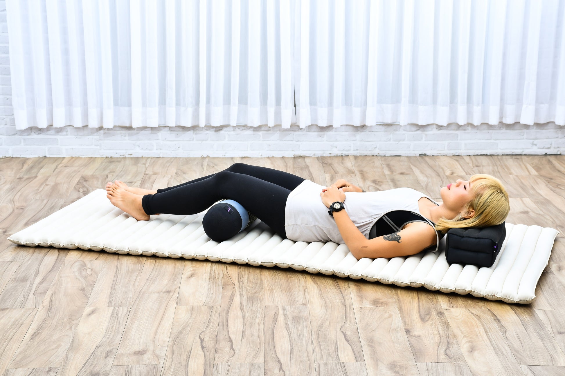 Yoga Roll Cushion – Compact Kapok Bolster & Meditation Pillow with Cotton Cover, Sf15 - Blue