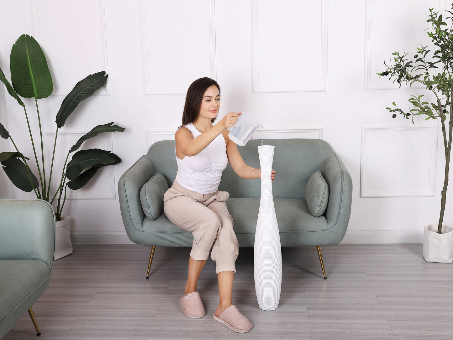 Large Resin Floor Vase – Stylish Waterproof Vase for Fresh & Dried Flowers, 85 cm